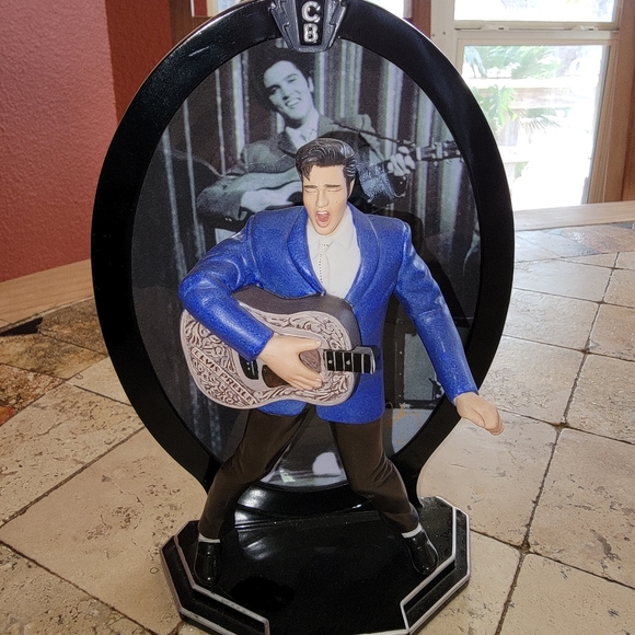 Rare Vintage Elvis Presley memorabilia